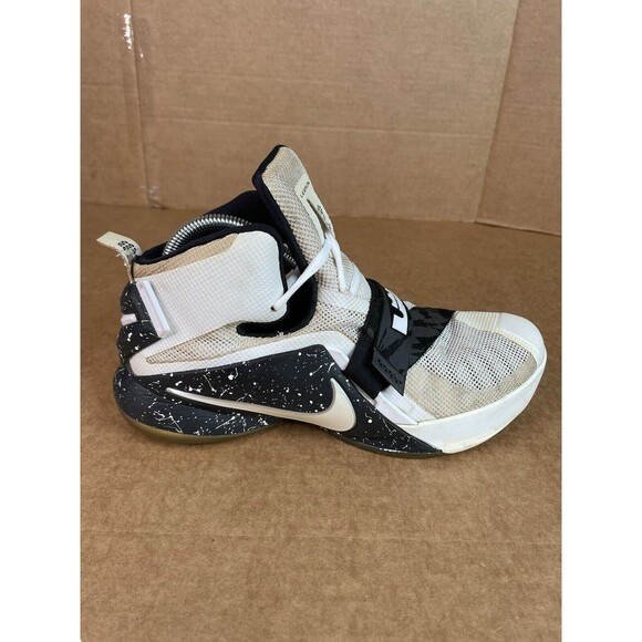 Nike Other - Nike Lebron James Soldier Nine Premium Mens 11.5 Basketball Shoes 749490-110